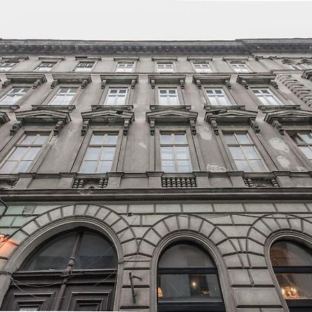 A+ Budapest Central Dob Street Lägenhet Exteriör bild